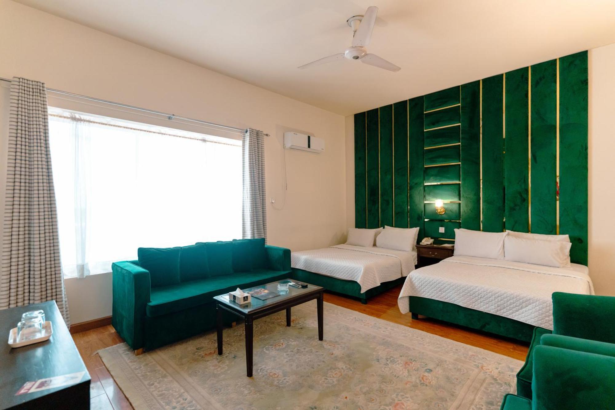 Vip House Peshawar Hotel Ngoại thất bức ảnh