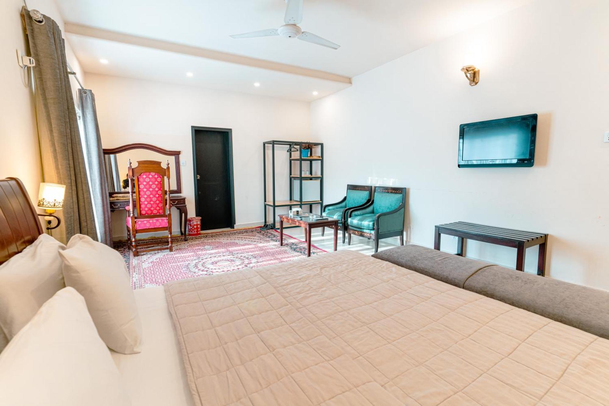 Vip House Peshawar Hotel Ngoại thất bức ảnh