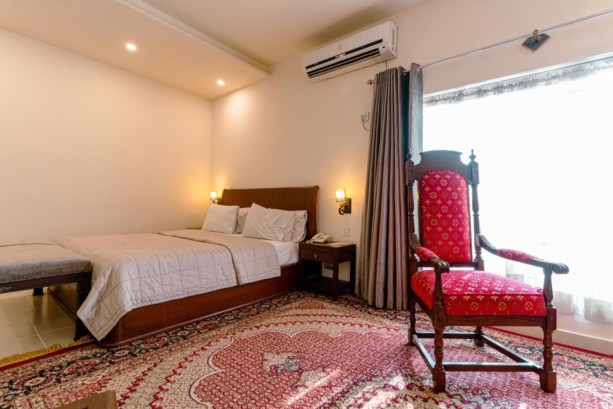 Vip House Peshawar Hotel Ngoại thất bức ảnh